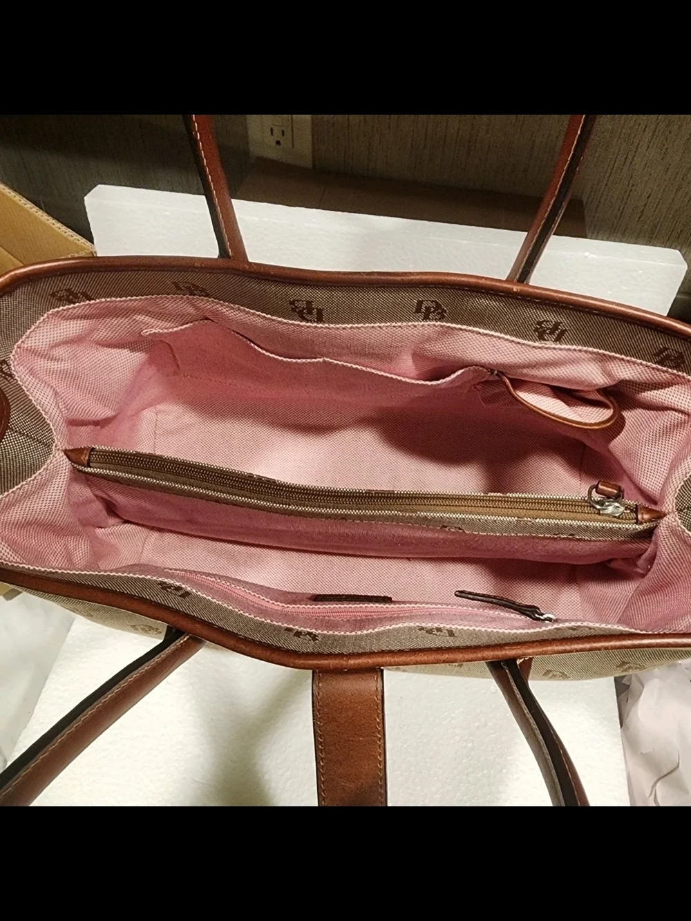 Dooney & Bourke dooney bourke